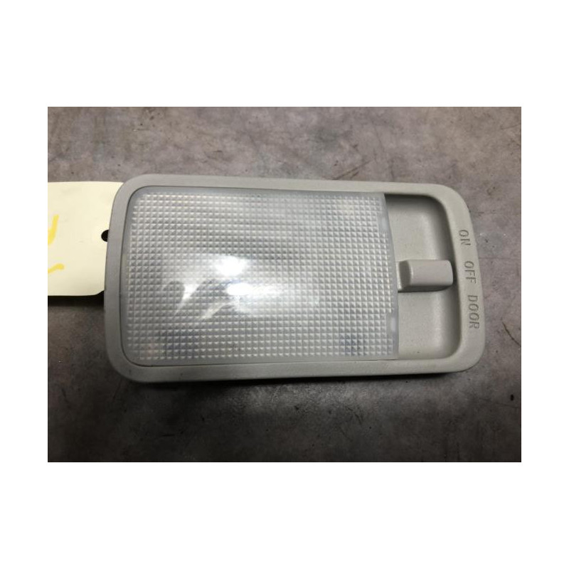 Eclairage de plafonnier NISSAN PULSAR d’occasion