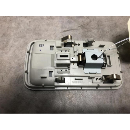 Eclairage de plafonnier NISSAN PULSAR d’occasion