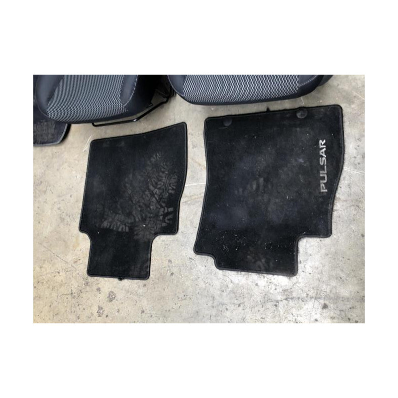Interieur complet NISSAN PULSAR d’occasion