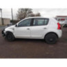 Vitre avant droit DACIA SANDERO 1 d’occasion
