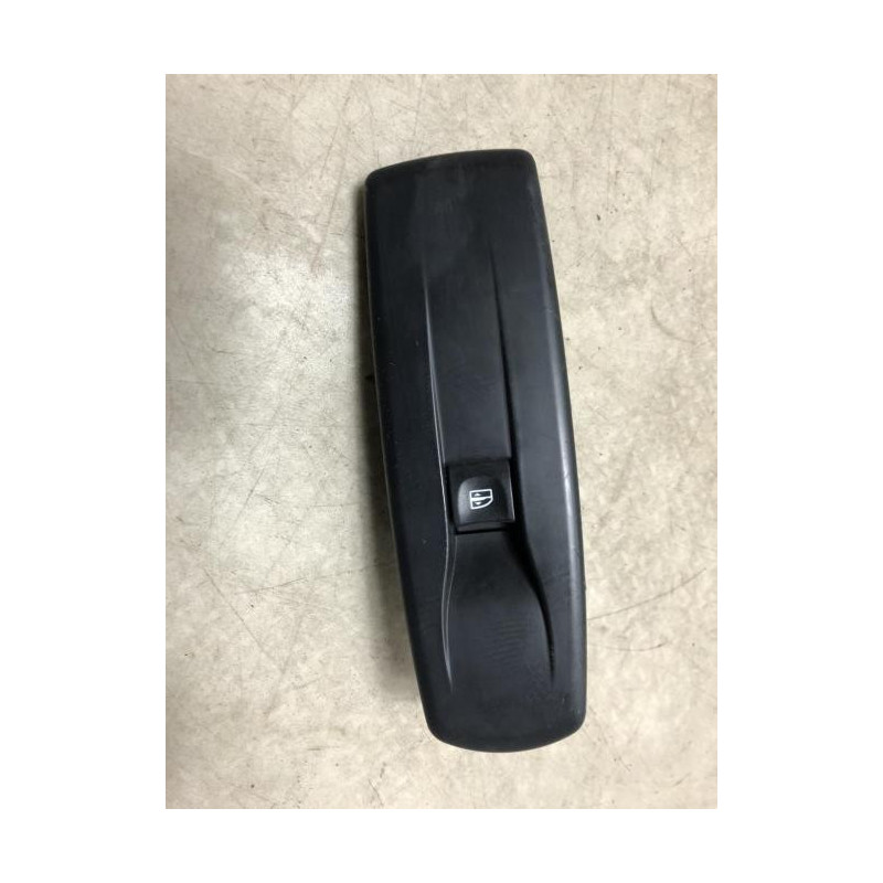 Interrupteur de leve vitre avant droit RENAULT LAGUNA 3 PHASE 1 d’occasion