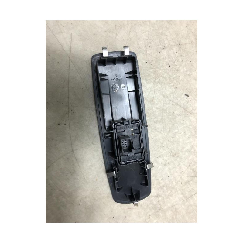 Interrupteur de leve vitre avant droit RENAULT LAGUNA 3 PHASE 1 d’occasion