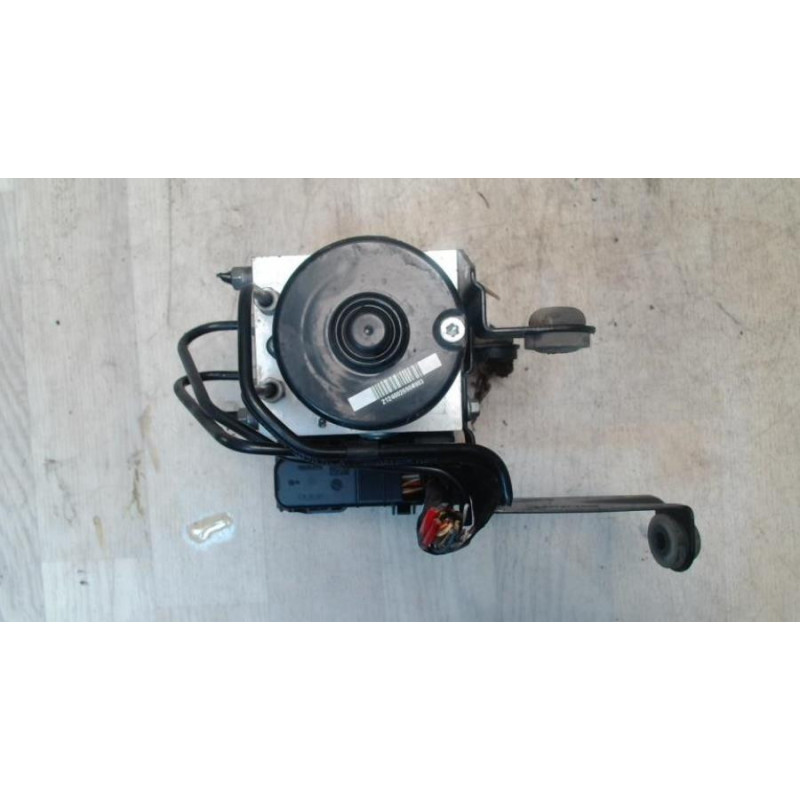 Bloc ABS (freins anti-blocage) VOLVO C 30 PHASE 1 d’occasion
