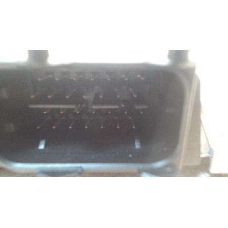 Calculateur moteur RENAULT TWINGO 2 PHASE 1 d’occasion