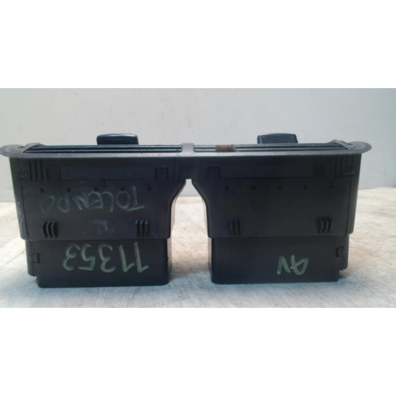 Aerateur tableau de bord SEAT TOLEDO 2 d’occasion