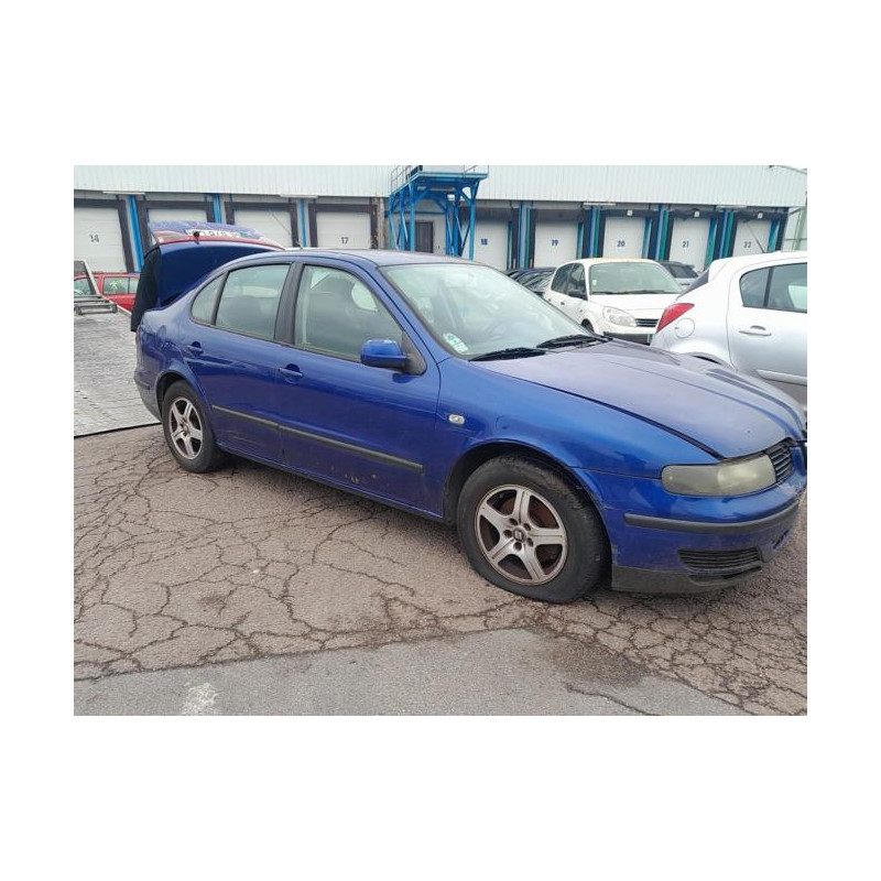 Panneau de porte avant droit SEAT TOLEDO 2 d’occasion
