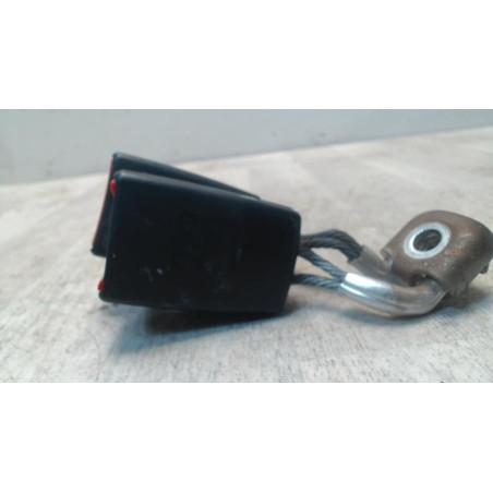 Attache ceinture arriere gauche VOLKSWAGEN GOLF 6 d’occasion