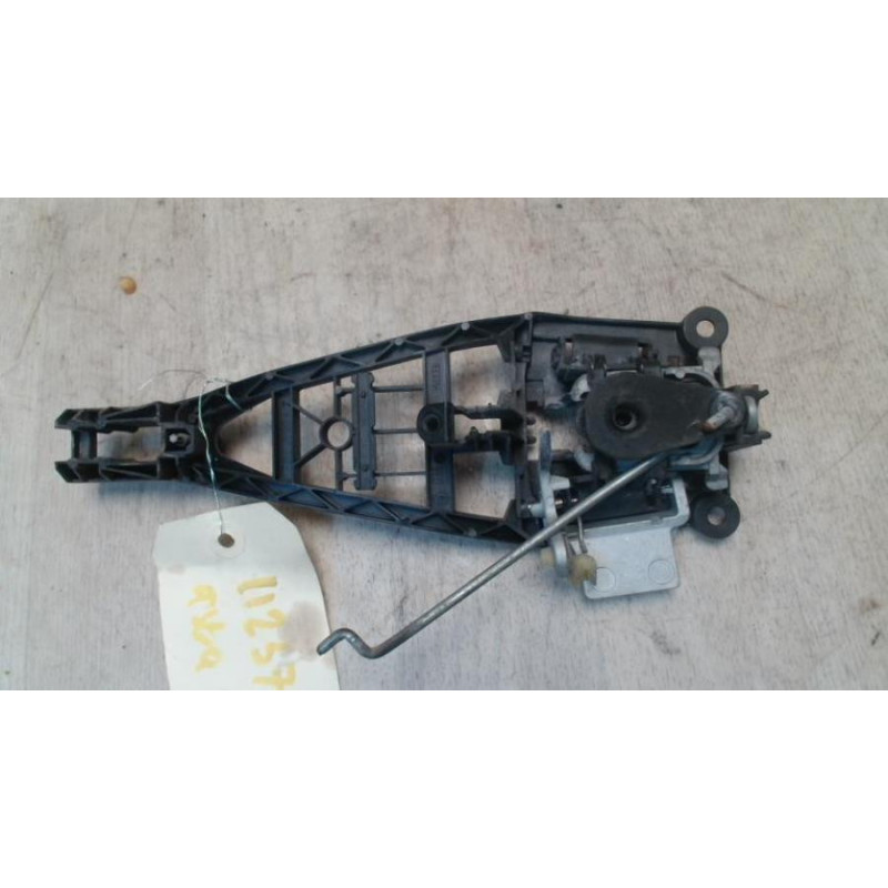 Support poignee porte avant gauche OPEL ASTRA H PHASE 1 d’occasion