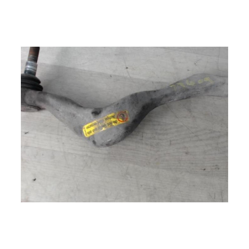 Bras de suspension superieur avant gauche BMW SERIE 1 E81 d’occasion