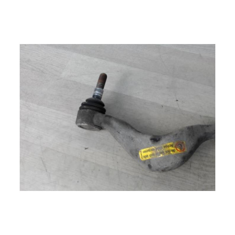 Bras de suspension superieur avant gauche BMW SERIE 1 E81 d’occasion