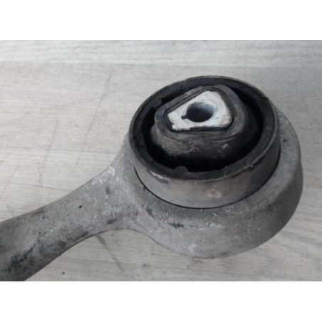 Bras de suspension superieur avant gauche BMW SERIE 1 E81 d’occasion