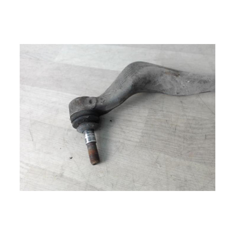 Bras de suspension superieur avant gauche BMW SERIE 1 E81 d’occasion