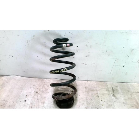Ressort de suspension arriere droit AUDI A4 2 PHASE 1 d’occasion