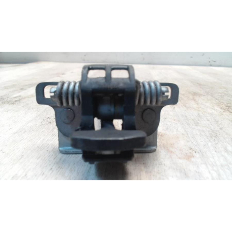 Tirant de porte arriere gauche PEUGEOT 308 1 SW PHASE 1 BREAK d’occasion