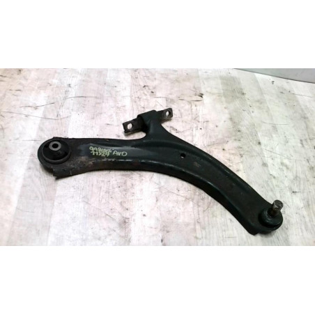 Bras de suspension superieur avant droit NISSAN QASHQAI 1 PHASE 1 d’occasion