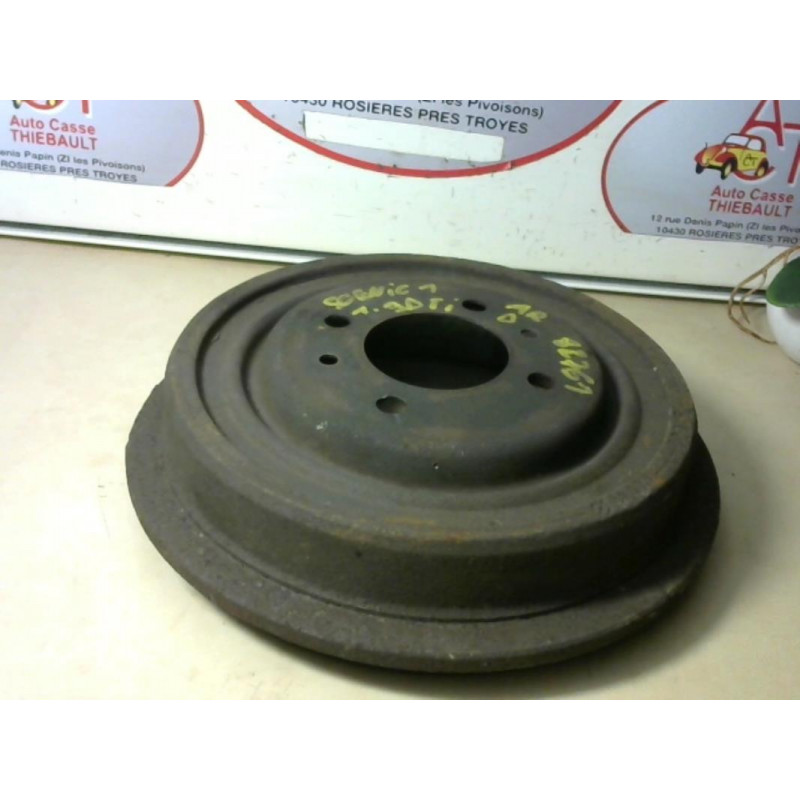 Tambour arriere droit RENAULT SCENIC SCEN DTI d’occasion