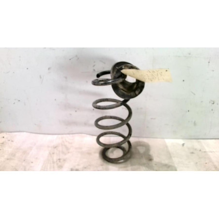 Ressort de suspension arriere droit TOYOTA YARIS 3 PHASE 1 d’occasion