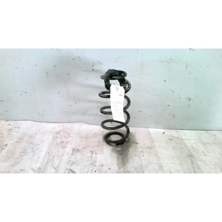 Ressort de suspension arriere gauche TOYOTA YARIS 3 PHASE 1 d’occasion