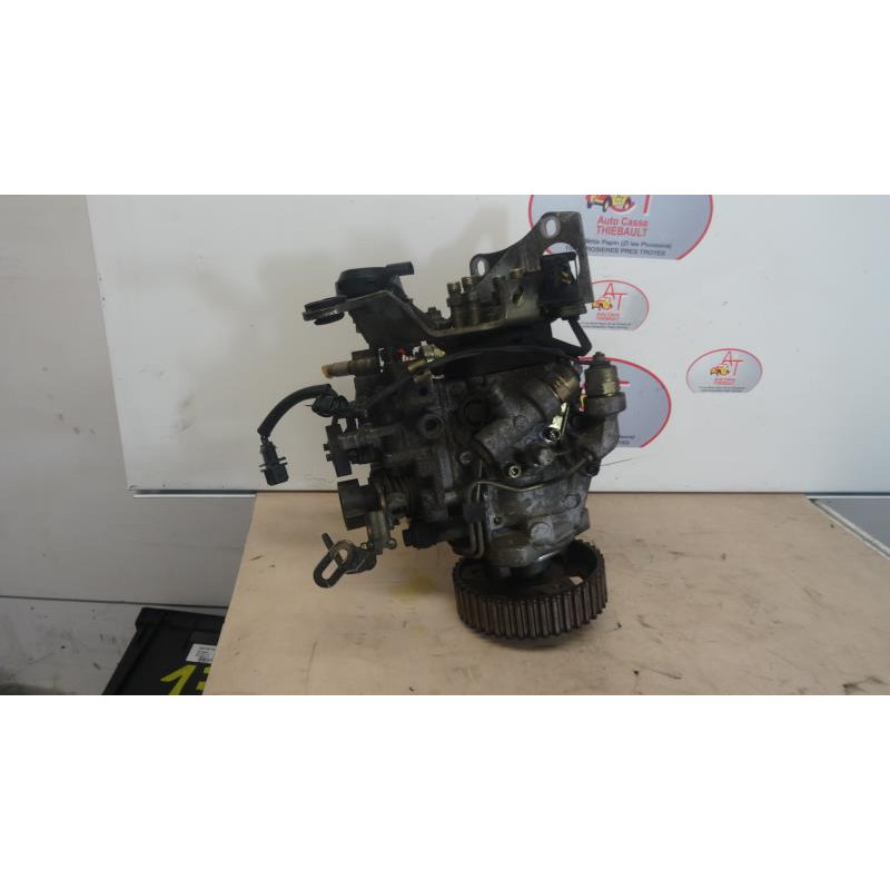 Pompe à injection RENAULT LAGUNA 120116 d’occasion