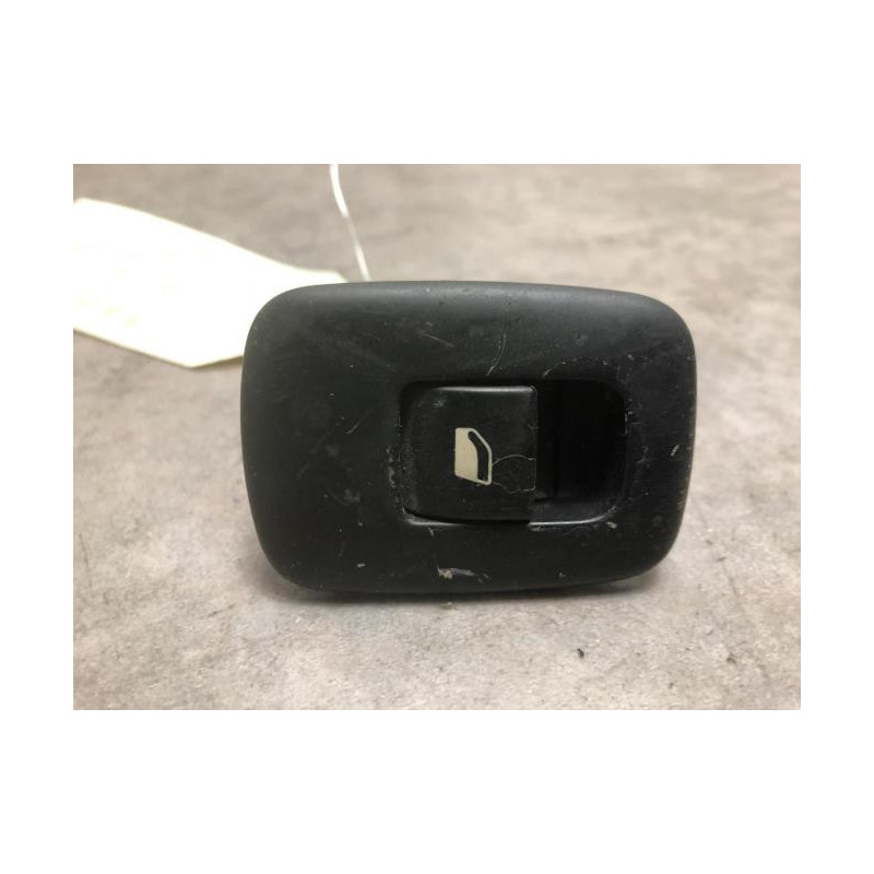 Interrupteur de leve vitre arriere droit PEUGEOT 308 1 PHASE 2 CABRIOLET d’occasion