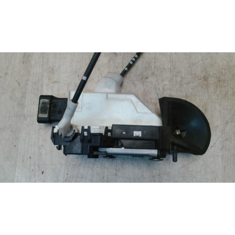 Serrure avant gauche CITROEN C3 2 PHASE 1 d’occasion