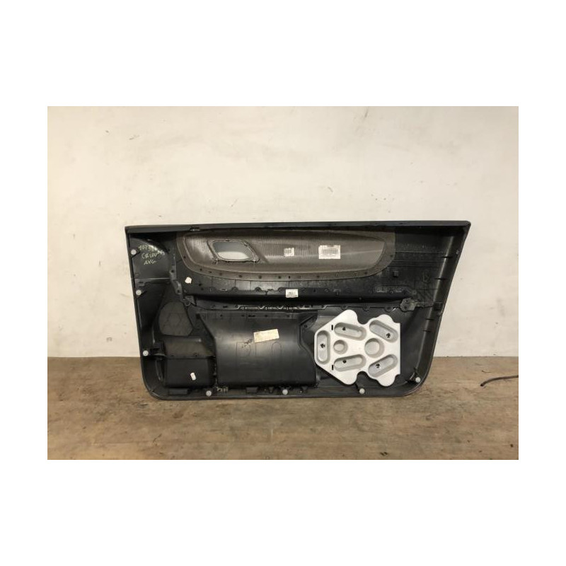 Panneau de porte avant gauche CITROEN C4 1 PHASE 1 COUPE d’occasion