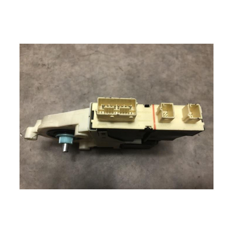 Moteur leve vitre avant droit CITROEN C4 1 PHASE 1 COUPE d’occasion