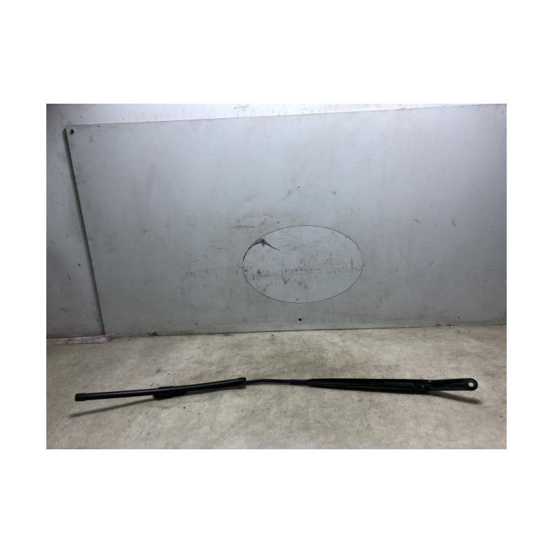 Bras essuie glace avant droit RENAULT LAGUNA 3 PHASE 1 d’occasion