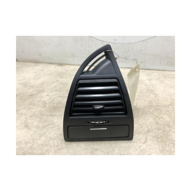 Aerateur tableau de bord avant gauche CITROEN C4 1 PHASE 1 COUPE d’occasion
