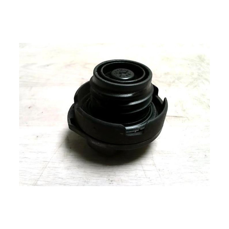Bouchon de carburant AUDI A4 2 PHASE 1 d’occasion