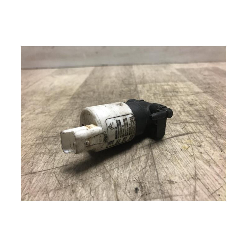 Pompe lave glace avant PEUGEOT 308 1 PHASE 2 CABRIOLET d’occasion