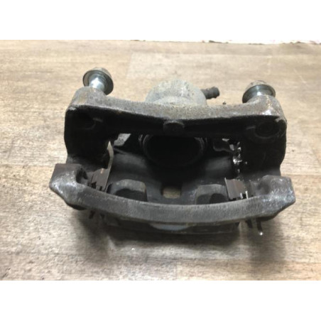 Etrier avant droit (freinage) NISSAN PULSAR d’occasion