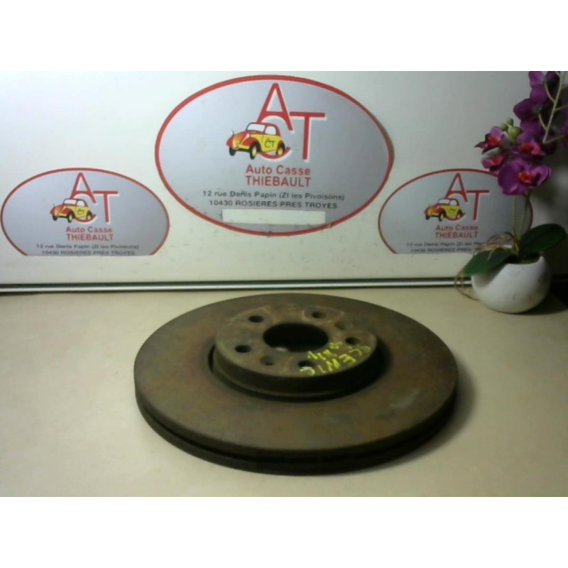 Disque avant gauche (freinage) RENAULT SCENIC II PHASE 1 d’occasion