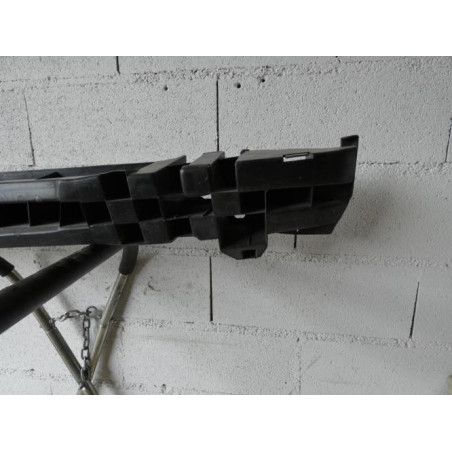 Renfort pare choc arriere (traverse) RENAULT CLIO 3 PHASE 1 d’occasion