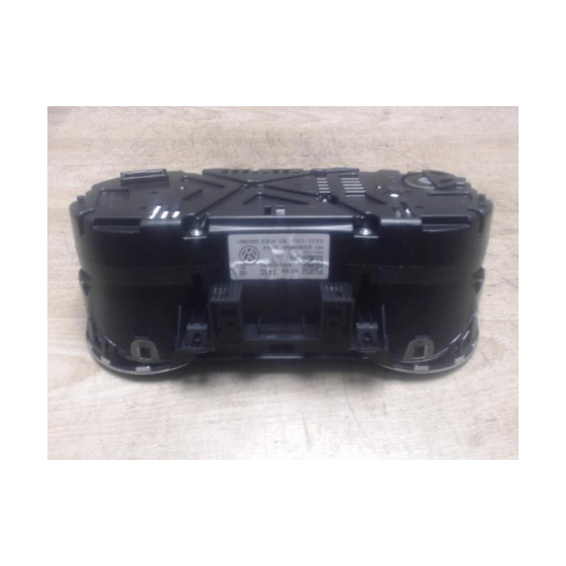 Compteur VOLKSWAGEN POLO 5 PHASE 2 d’occasion
