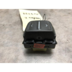 Interrupteur de leve vitre avant droit DACIA SANDERO 2 PHASE 1 d’occasion