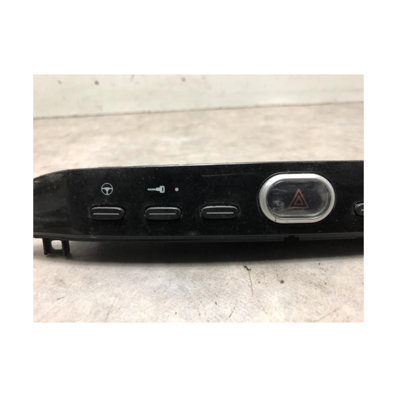 Bouton de warning FIAT PUNTO EVO 3 d’occasion