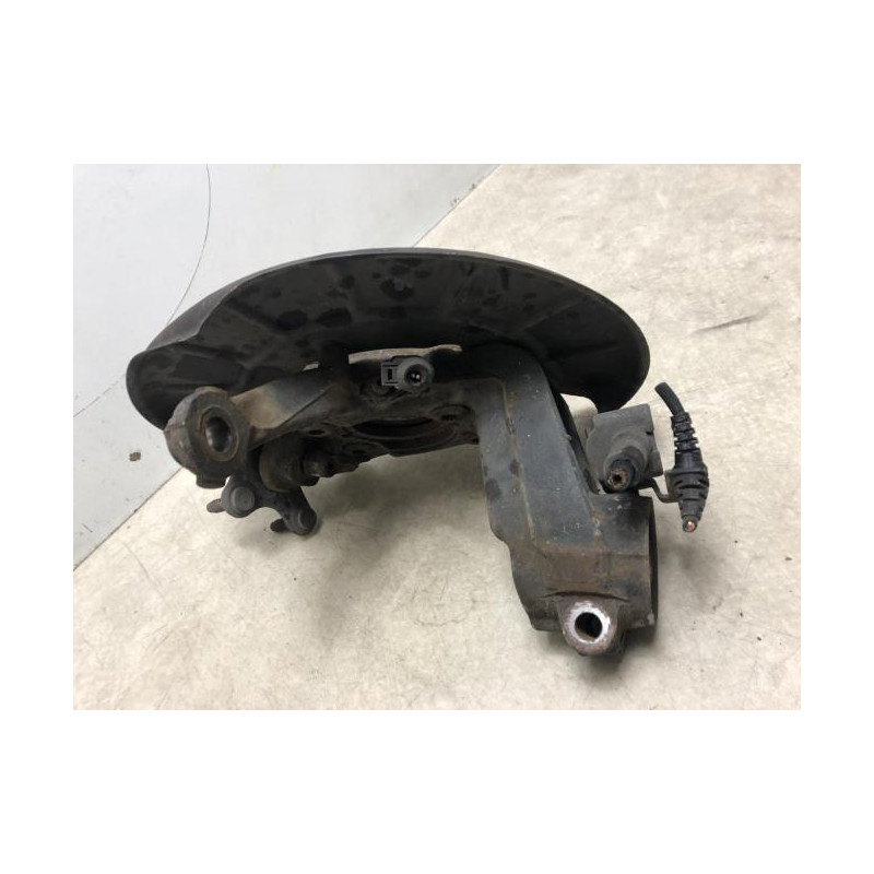 Fusee avant gauche VOLKSWAGEN GOLF 6 d’occasion