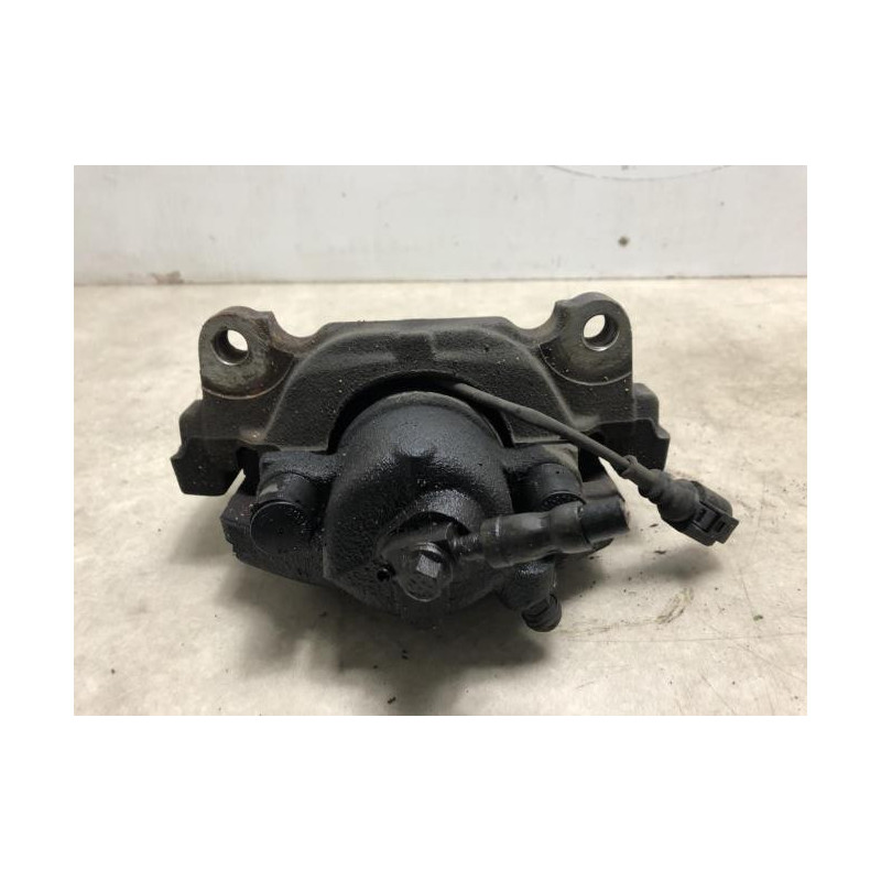 Etrier avant gauche (freinage) VOLKSWAGEN GOLF 6 d’occasion