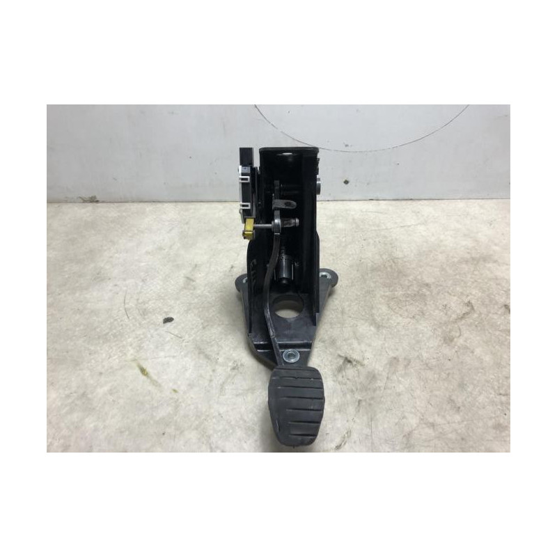 Pedalier d'embrayage RENAULT LAGUNA 3 PHASE 1 d’occasion
