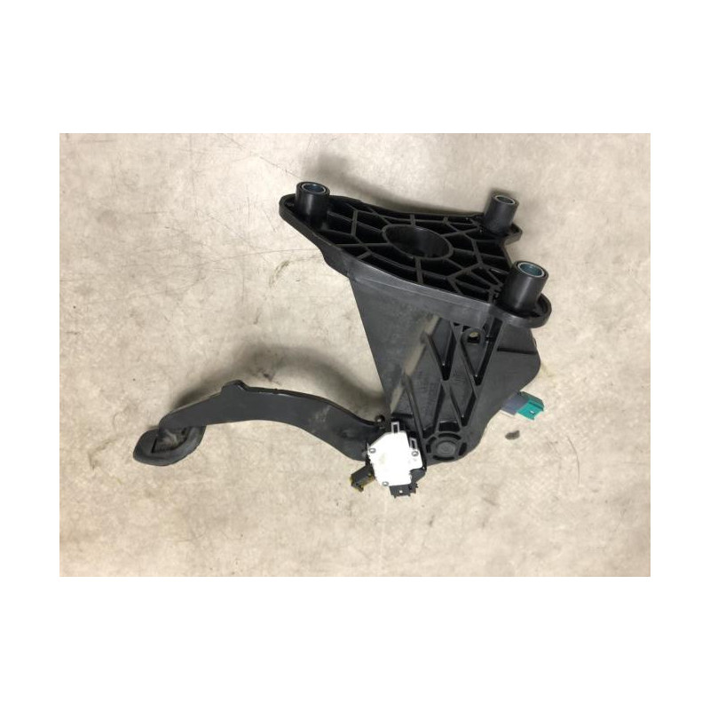 Pedalier d'embrayage RENAULT LAGUNA 3 PHASE 1 d’occasion