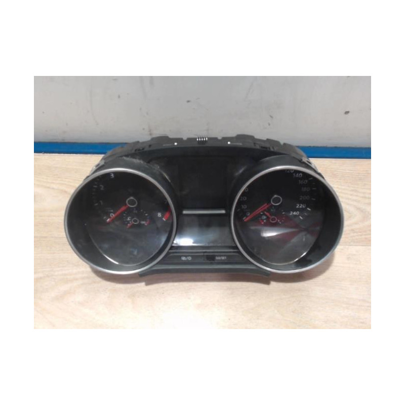 Compteur VOLKSWAGEN POLO 5 PHASE 2 d’occasion