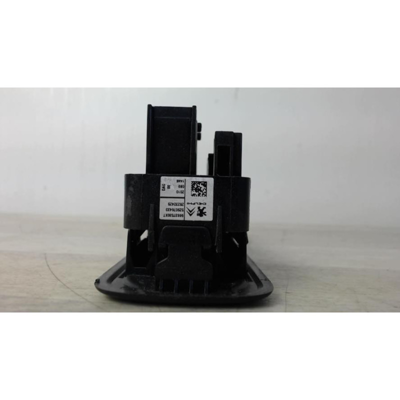 Interrupteur de leve vitre avant gauche CITROEN C3 2 PHASE 1 d’occasion