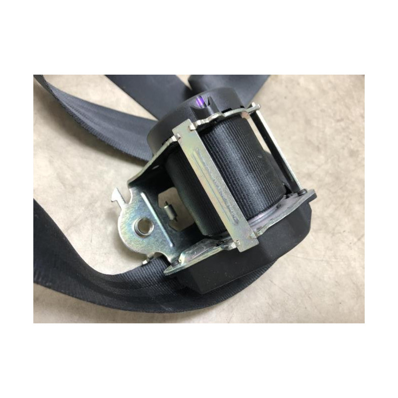 Ceinture arriere droit DACIA SANDERO 2 PHASE 1 d’occasion