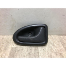 Poignee interieur avant droit RENAULT TRAFIC 2 PHASE 1 d’occasion