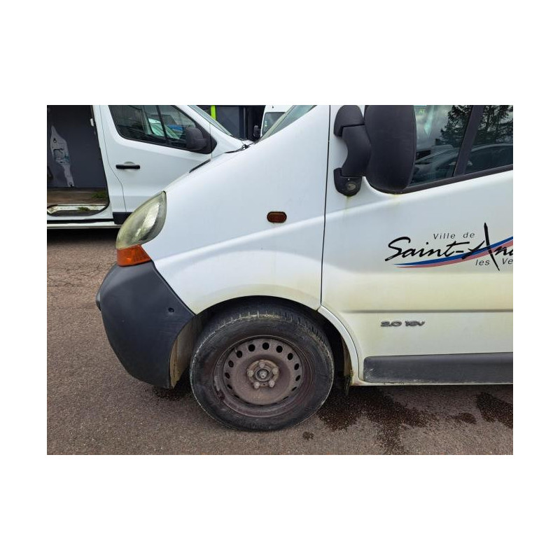 Crosse arriere gauche RENAULT TRAFIC 2 PHASE 1 d’occasion