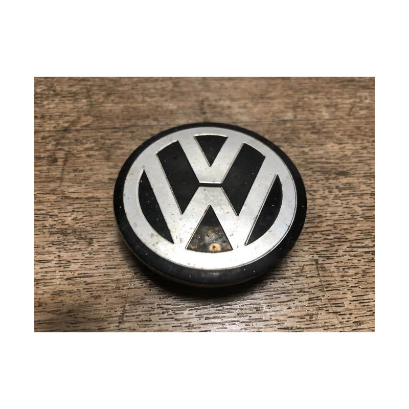 Enjoliveur VOLKSWAGEN NEW BEETLE 1 PHASE 1 CABRIOLET d’occasion