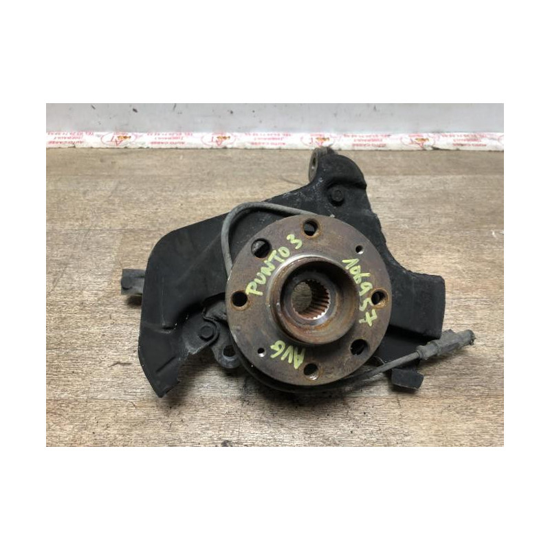 Fusee avant gauche FIAT PUNTO EVO 3 d’occasion