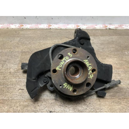 Fusee avant gauche FIAT PUNTO EVO 3 d’occasion