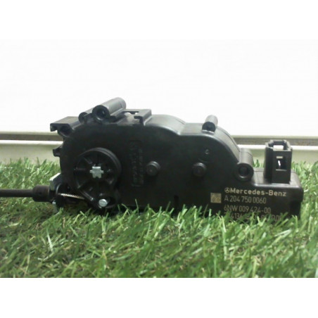 Moteur ouverture de Coffre/Malle/Hayon MERCEDES CLASSE GLA (X156) d’occasion